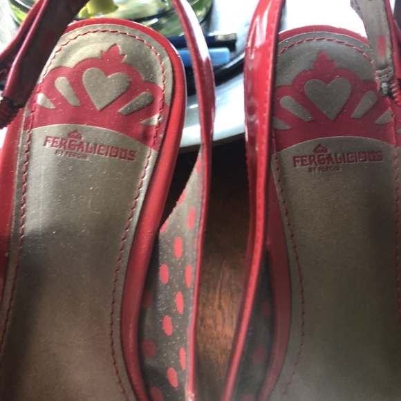 Fergie - Picture 2 of 2